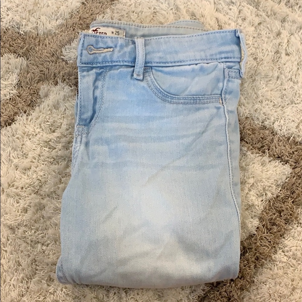 Hollister light wash denim jeans size 1Slim